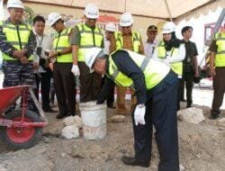 Bangunan Kantor PTA Sulbar Diperkuat, Tancap 426 Tiang Pancang
