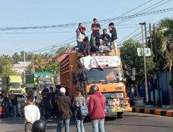 HMI Majene Demo Dugaan Pungli Penyewaan Stadion Pramsamya