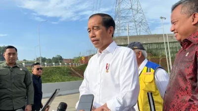 Respons Jokowi Soal Ganjar Beri Nilai 5 Kinerja Menhan saat Debat Capres