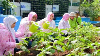 Wanita Tangguh Berkarya lewat Program BRI Peduli BRInita