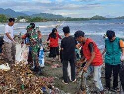 KKN Unhas Desa Rea Peduli Lingkungan, Bersih Pantai Hingga Transplantasi Terumbu Karang