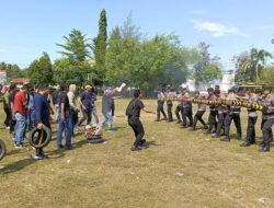 Demo Dibubarkan dengan Water Canon, Simulasi Sispamkota Polres Polman