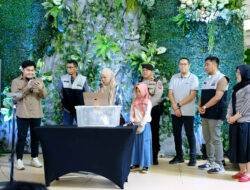 Suhardi Penjual Buah-buahan dan Perabot asal Gowa Berhasil Menangkan Grand Prize 1 Unit Toyota Hilux Rangga