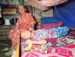 Safi’i Bocah Yatim Piatu Derita Lumpuh Layu Tinggal di Kolong Rumah