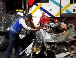 Kemenhub Terjunkan Tim ke TKP Dalami Penyebab Kecelakaan di Gerbang Tol Ciawi yang Tewaskan 8 Orang
