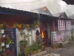 Kebakaran Melenda BTN Maspol Mamuju, Tujuh Rumah Ludes Dilalap Api