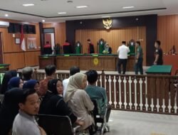 Sidang Perdana Kasus Penganiayaan, Direktur Perumda Majene Jadi Terdakwa