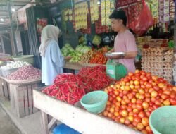 Harga Kebutuhan Pokok Melonjak Jelang Ramadan