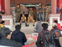 Mahasiswa AMPAS Geruduk Kantor Bupati Polman, Soroti Rekrutmen Fasilitator Progam Hibah Air Limbah
