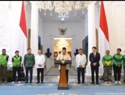 Presiden Prabowo Imbau Aplikator Beri Bonus Hari Raya kepada Driver Online dan Kurir Online