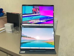 4 Tips Maksimalkan Laptop Dual Screen Lenovo Yoga Book 9i