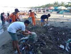 Peringati Hari Bumi, Kolaborasi Bersihkan Pantai Bahari, 120 Kilogram Sampah Plastik Terkumpul