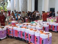 Tanda Unik Koper CJH Kloter 11 Polman, Dari Gelas Plastik Hingga Bola Tenis