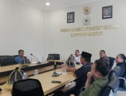 DPRD Mamuju Desak Kejelasan Kontrak dan Gaji Nakes PPPK