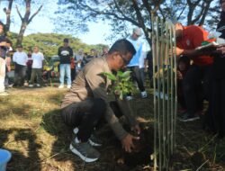 Hari Lingkungan Hidup Sedunia, Tanam Pohon Hingga Pengiriman 20 Ton Sampah Kresek