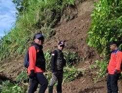 Longsor Landa Dua Desa di Polman, Akses Jalan Tertutup, Satu Warga Alami Patah Tulang