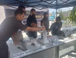 Kejari Majene Blender Barang Bukti Sabu 16,0955 Gram dan 2.276 Butir Pil Boje